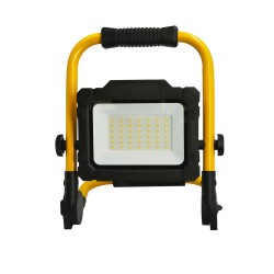 Foco Led Plano 30 Watt. Luz Blanca 4000º K IP 65 3300 Lumenes Con Asa de Transporte MAURER